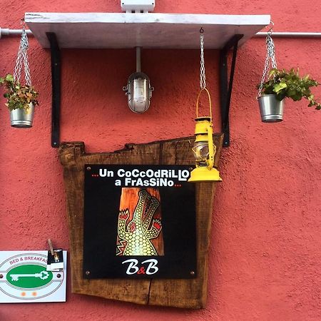 Calizzano Un Coccodrillo A Frassino Bed & Breakfast エクステリア 写真